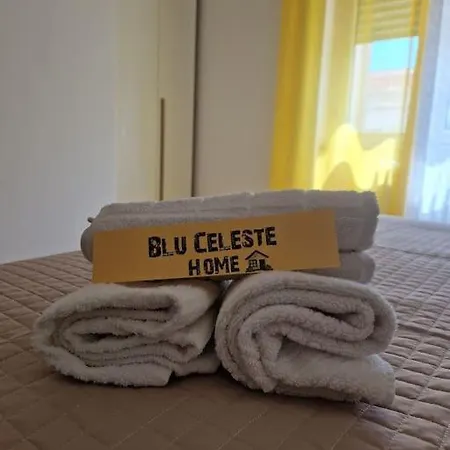 Apartment Blucelestehome.